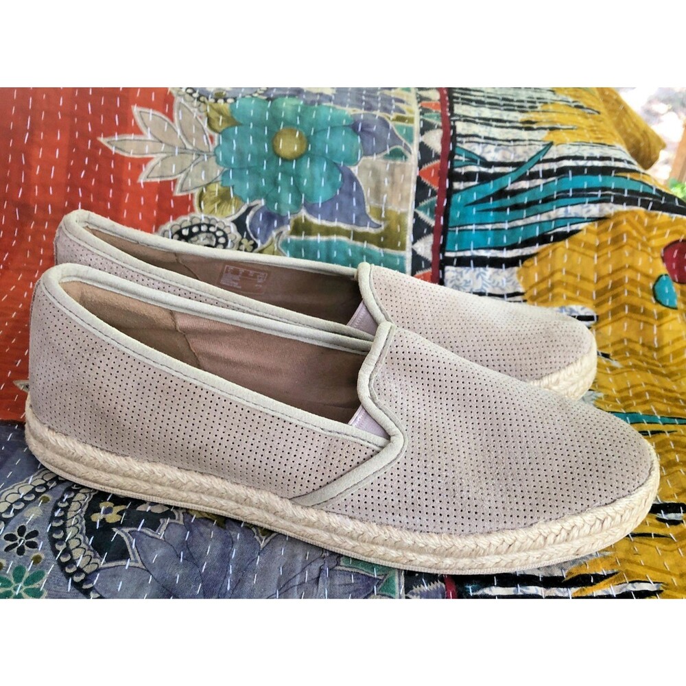 Clarks Collection Cushion Soft Taupe Perforated Espadrille Slip On Flats Sz 8M